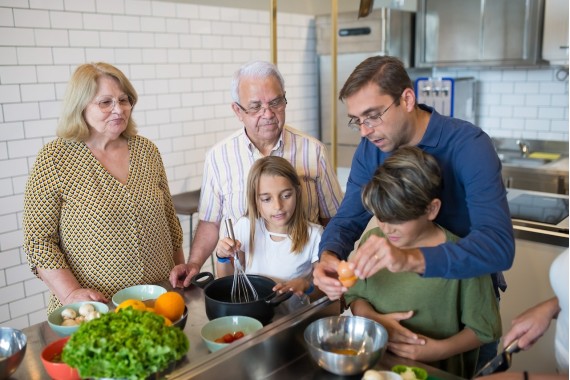 Anziano inappetente: come stimolare l’appetito?